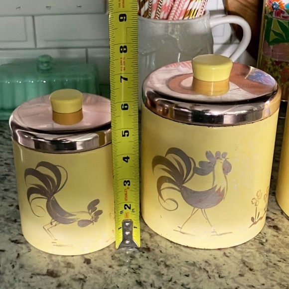 Vintage 1960s Ransburg Indianapolis Yellow Chicken Nesting Canisters Copper Lids - Picture 6 of 15